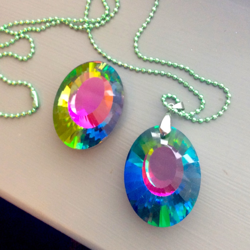 Huge crystal necklace green chain fits overhead color changing 925 or Gold mark
